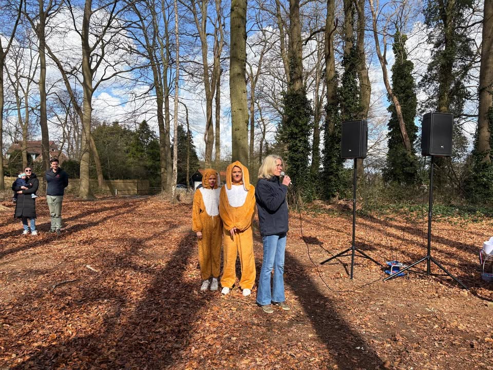 We kunnen terugkijken op een geslaagde Palmpaasoptocht. Een vrolijke optocht met veel kind…