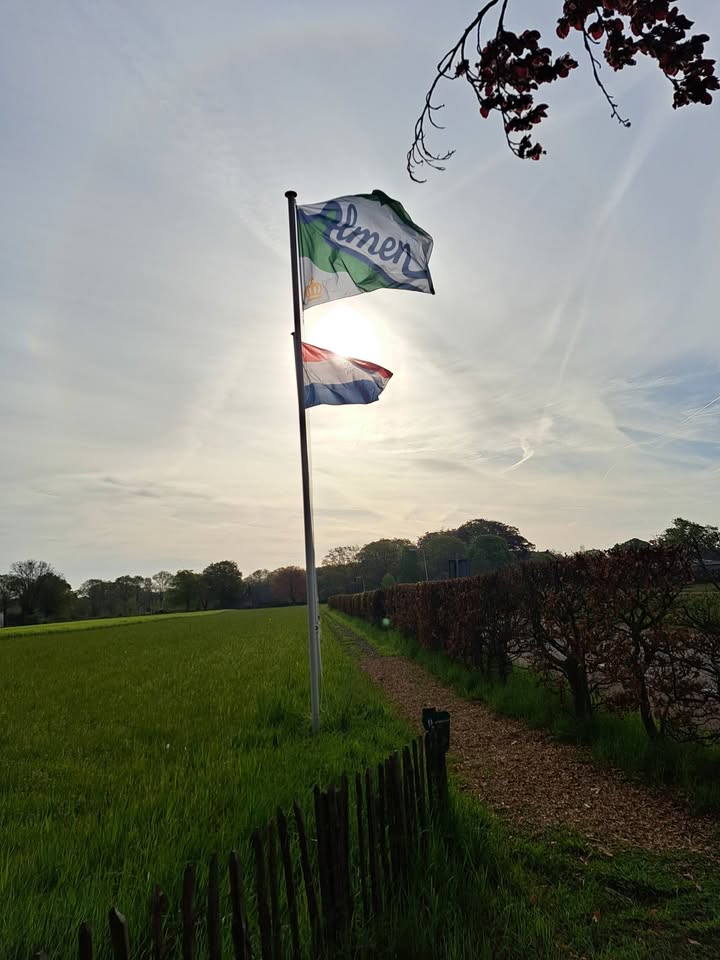 Het was wederom een geslaagde Koningsdag in Almen.