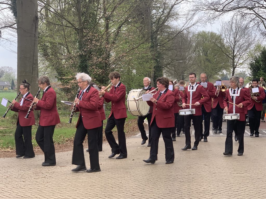 Muzikale begeleiding bij de Palmpaasoptocht